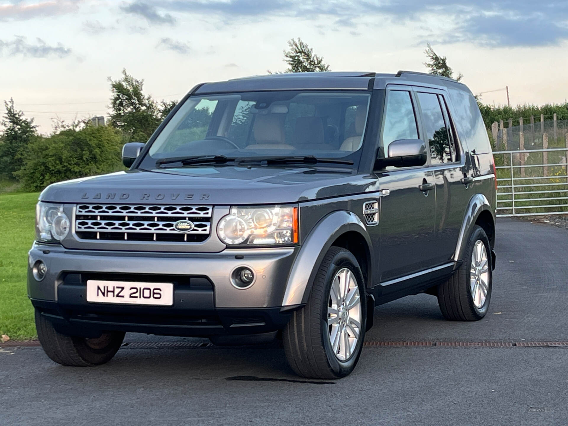 Jun 2010 Land Rover Discovery 3.0 TDV6 HSE 5dr Auto
