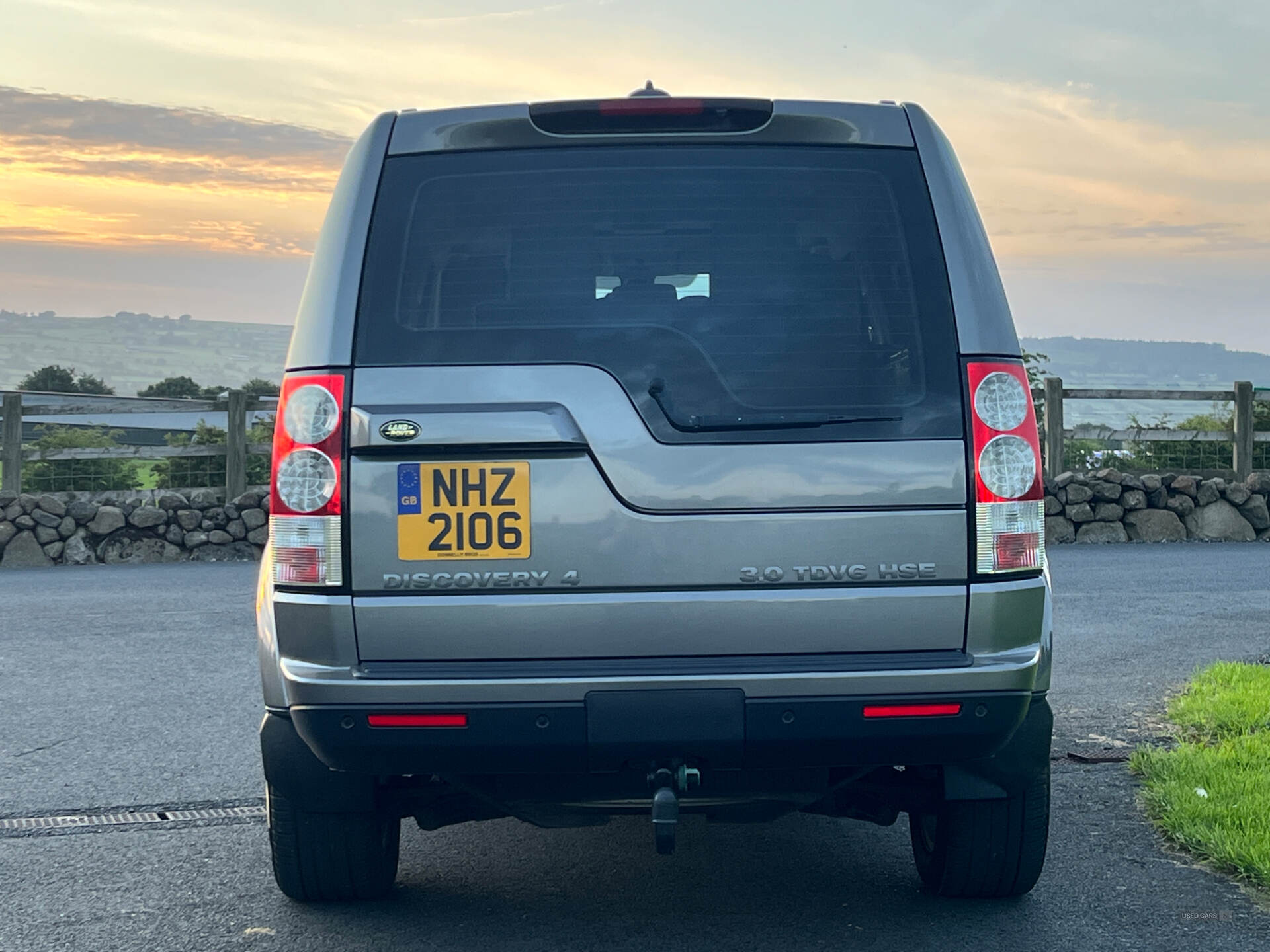 Jun 2010 Land Rover Discovery 3.0 TDV6 HSE 5dr Auto