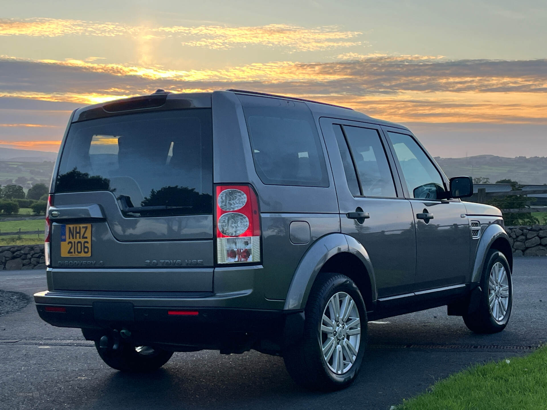 Jun 2010 Land Rover Discovery 3.0 TDV6 HSE 5dr Auto