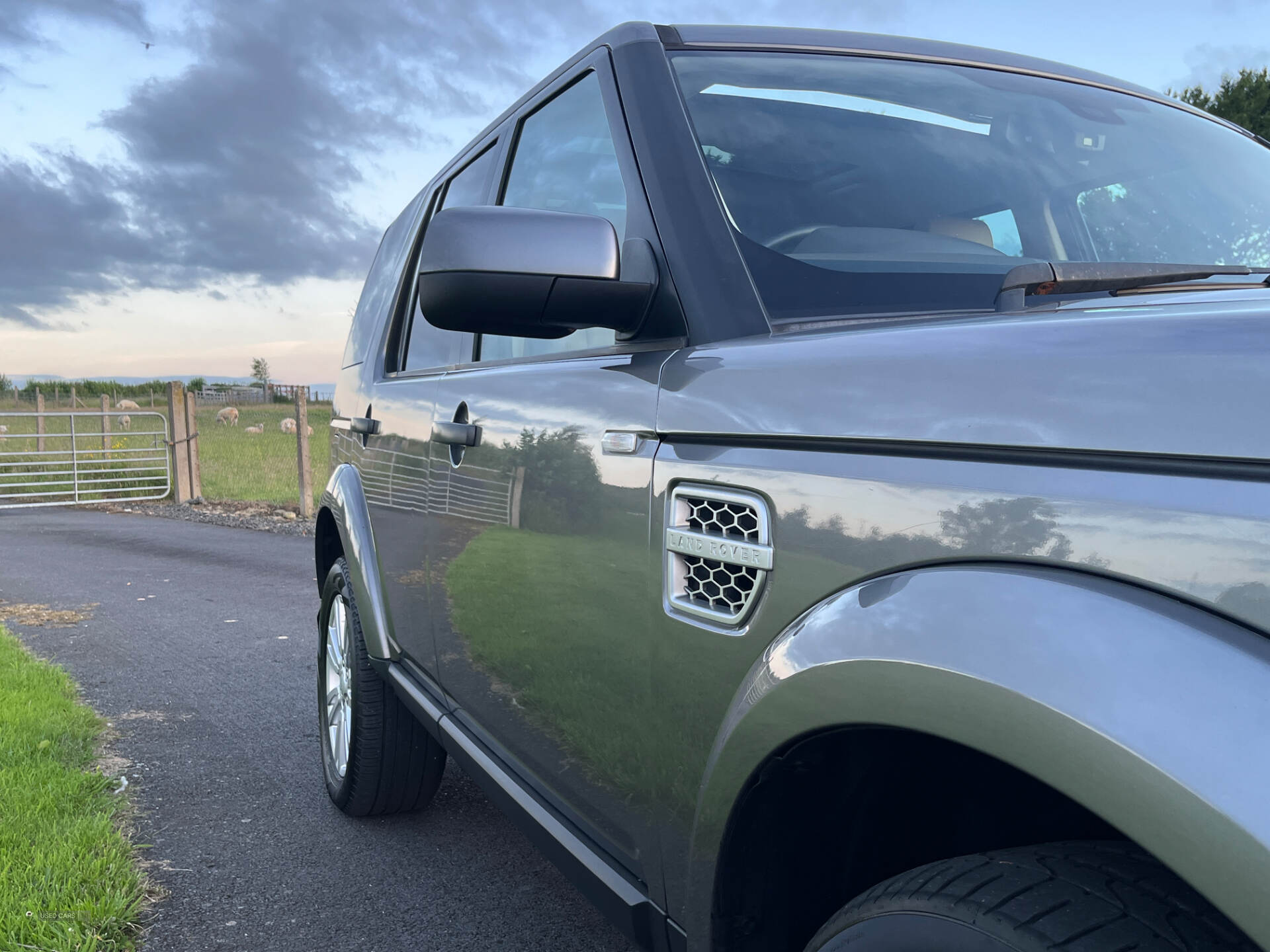 Jun 2010 Land Rover Discovery 3.0 TDV6 HSE 5dr Auto