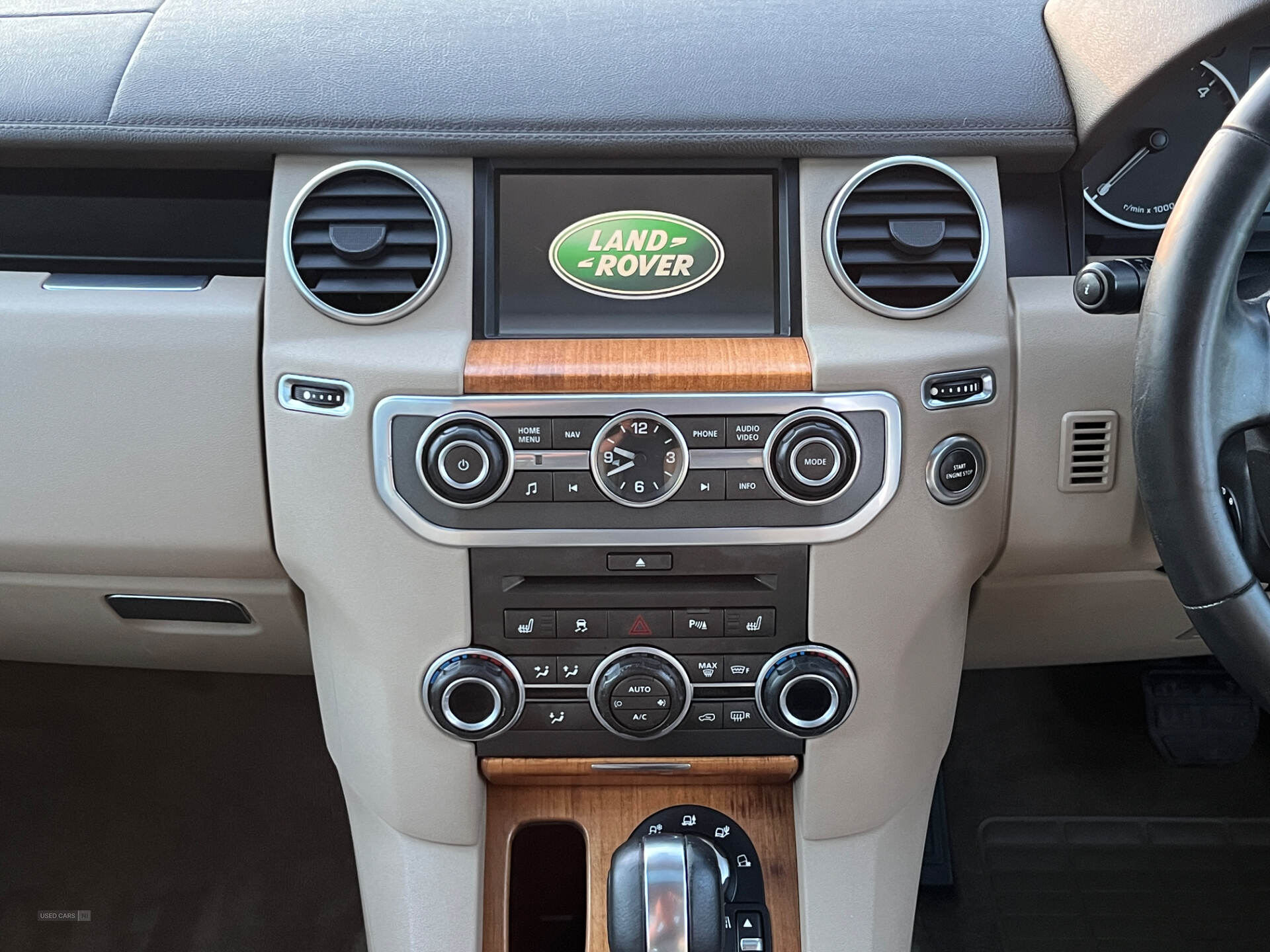 Jun 2010 Land Rover Discovery 3.0 TDV6 HSE 5dr Auto
