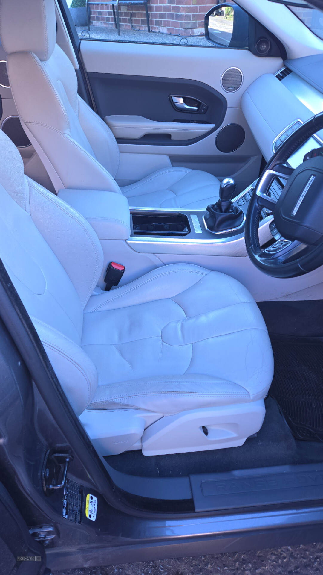 Apr 2015 Land Rover Range Rover Evoque 2.2 eD4 Pure 5dr [Tech Pack] 2WD