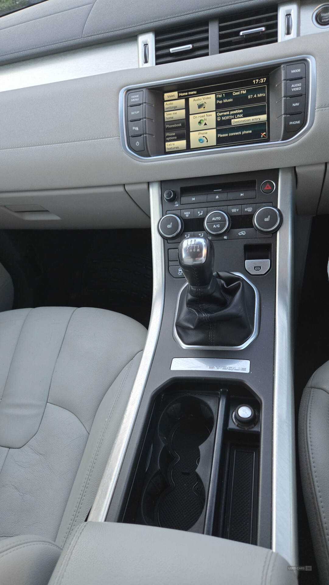 Apr 2015 Land Rover Range Rover Evoque 2.2 eD4 Pure 5dr [Tech Pack] 2WD