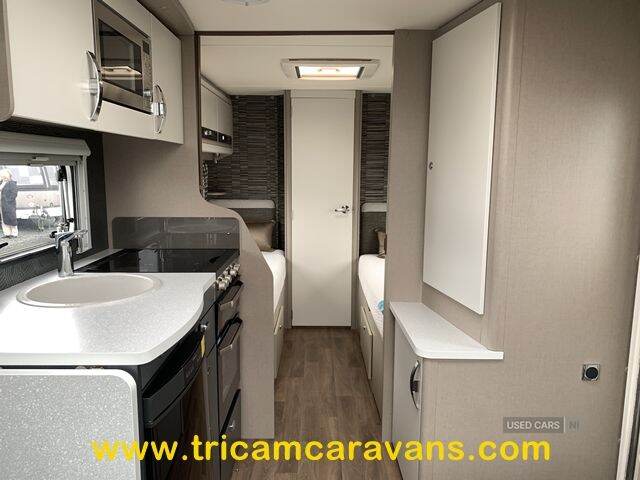 2016 Sterling Eccles 565/4, Twin Fixed Beds