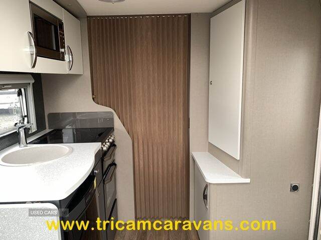 2016 Sterling Eccles 565/4, Twin Fixed Beds