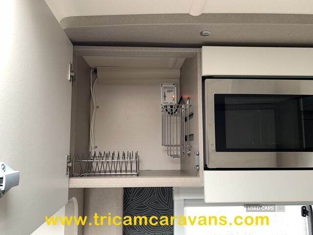 2016 Sterling Eccles 565/4, Twin Fixed Beds