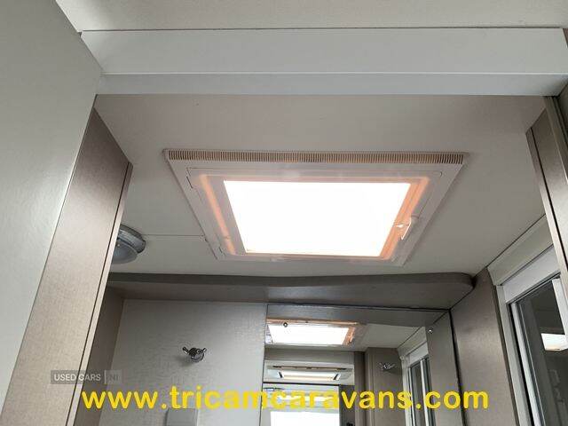 2016 Sterling Eccles 565/4, Twin Fixed Beds