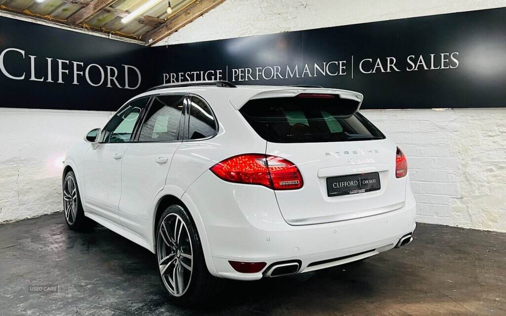 Jul 2012 Porsche Cayenne Diesel [245] 5dr Tiptronic S