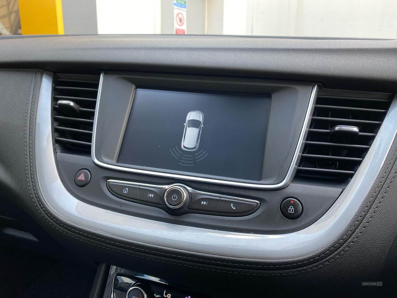Oct 2018 Vauxhall Grandland X 1.2 Turbo Se 5Dr