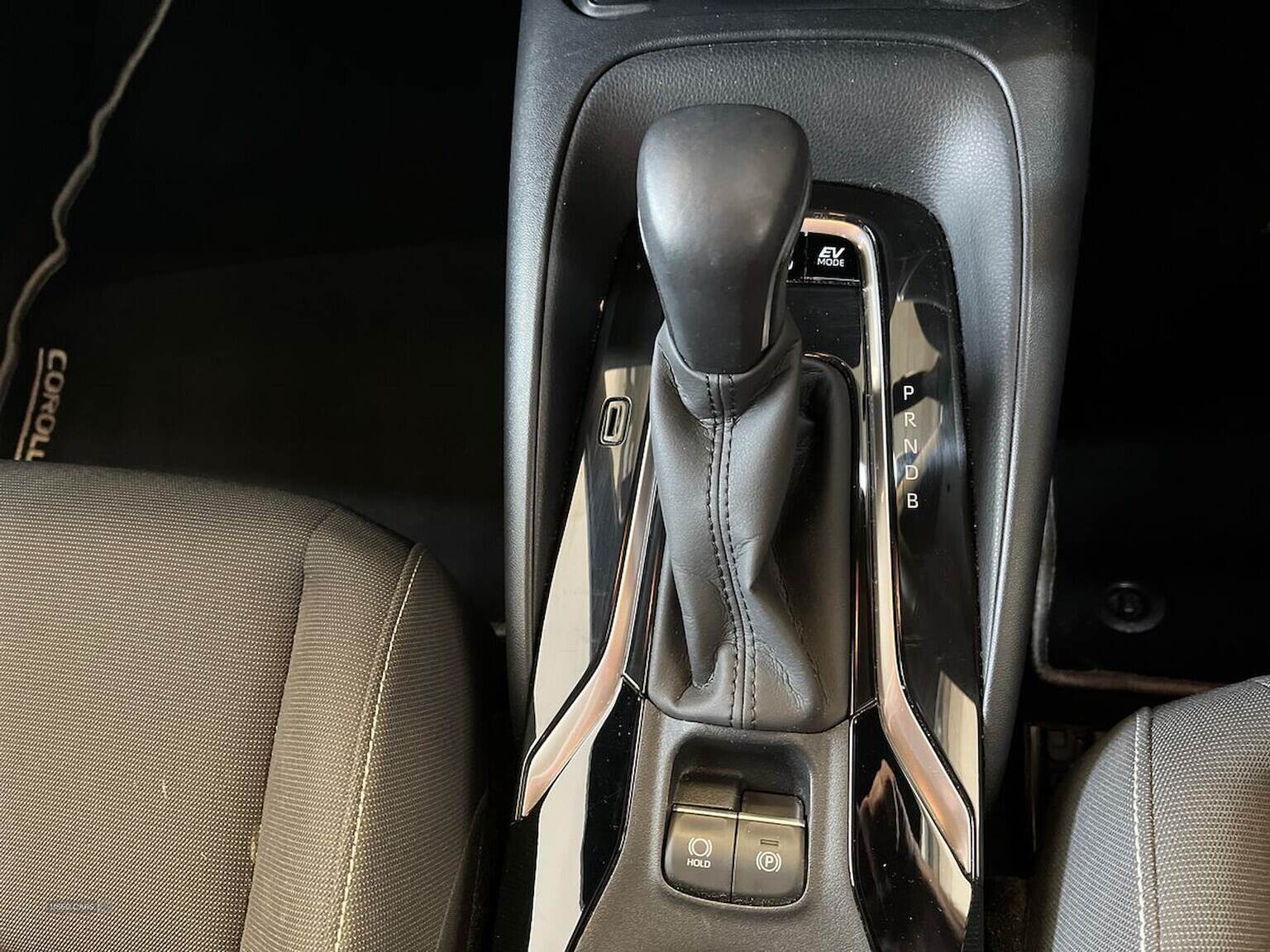Jun 2019 Toyota Corolla 1.8 Vvt-I Hybrid Design 5Dr Cvt