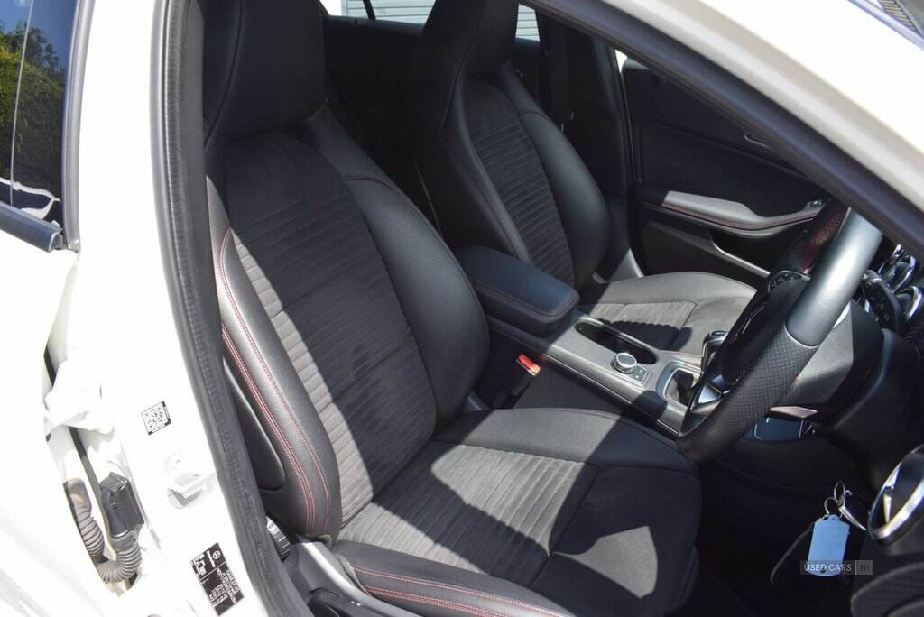 Oct 2017 Mercedes-Benz A-Class A200d AMG Line Premium 5dr
