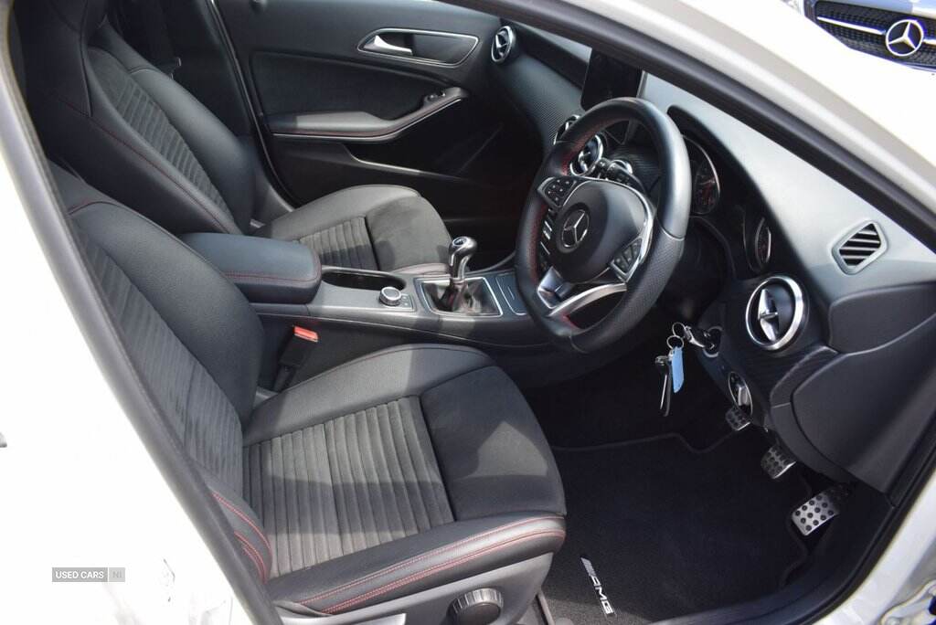 Oct 2017 Mercedes-Benz A-Class A200d AMG Line Premium 5dr