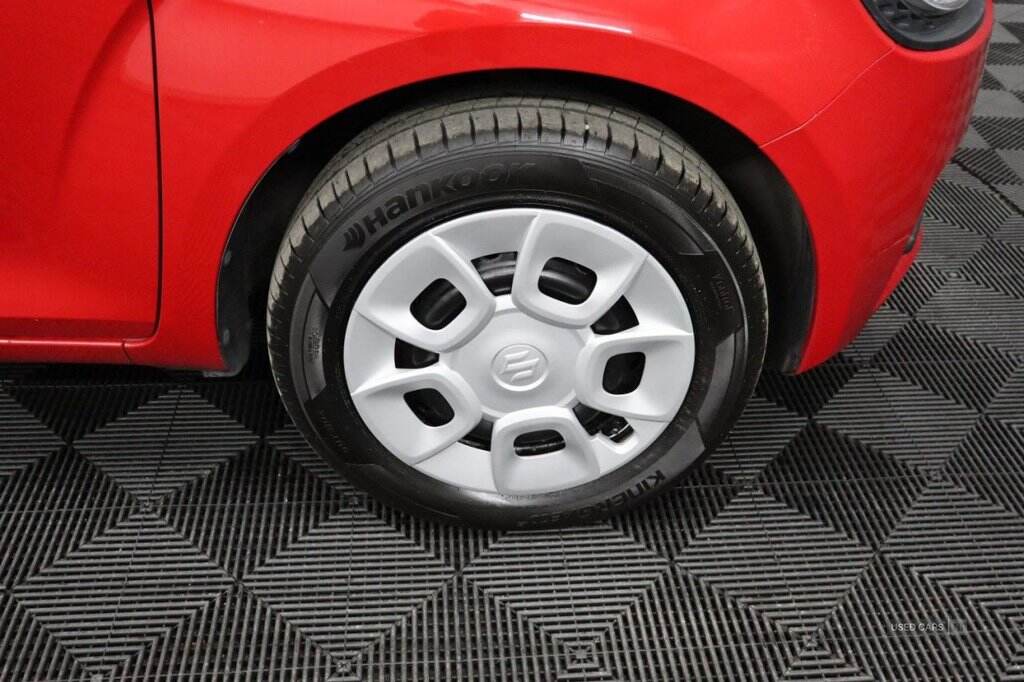 Feb 2017 Suzuki Ignis 1.2 Dualjet SZ3 5dr