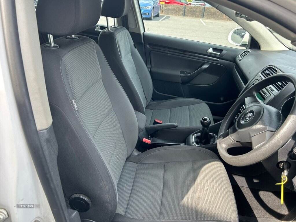 Jun 2012 Volkswagen Golf 1.6 TDI 105 BlueMotion Tech SE 5dr