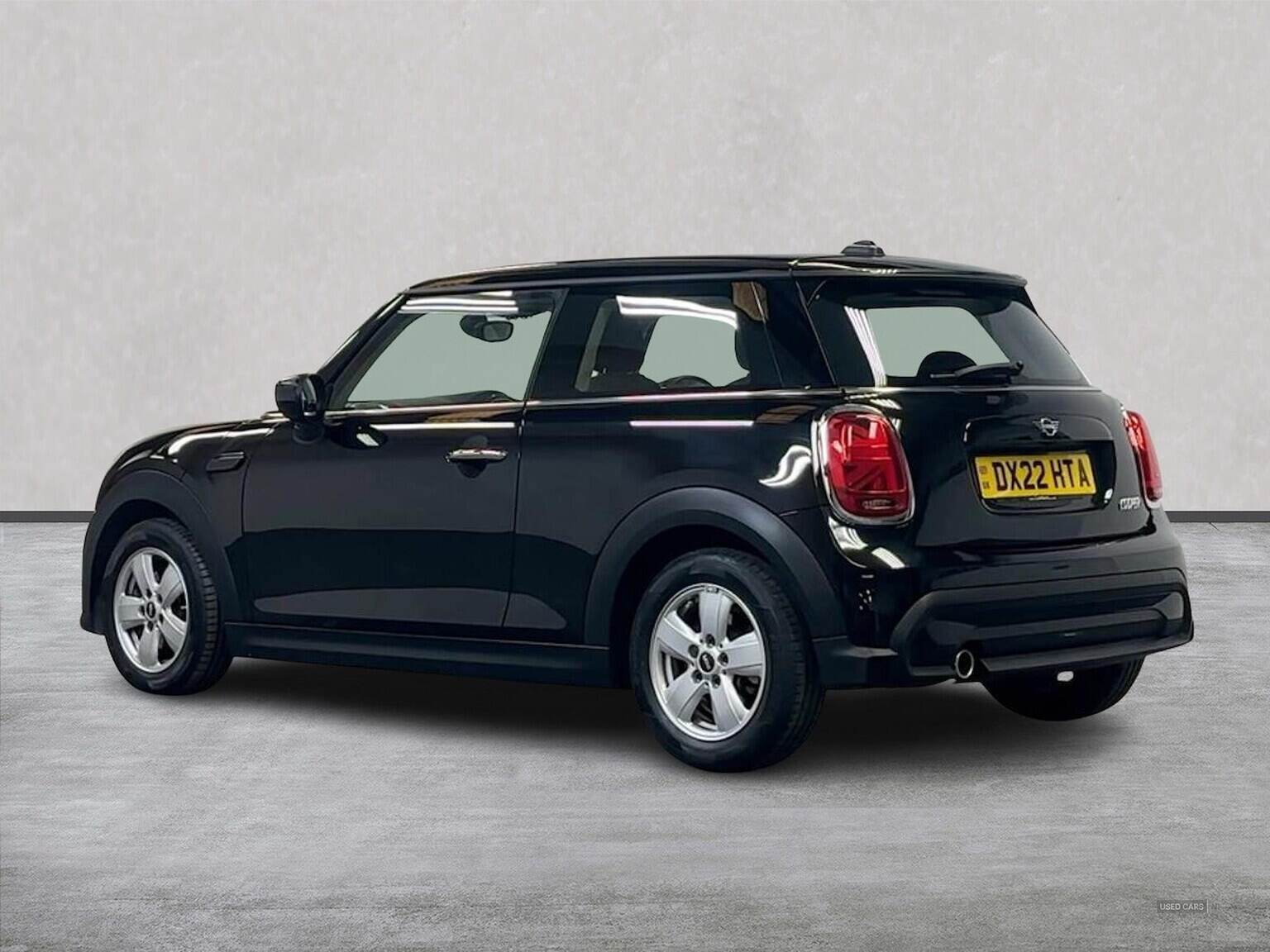 Apr 2022 MINI HATCHBACK 1.5 Cooper Classic 3Dr Auto