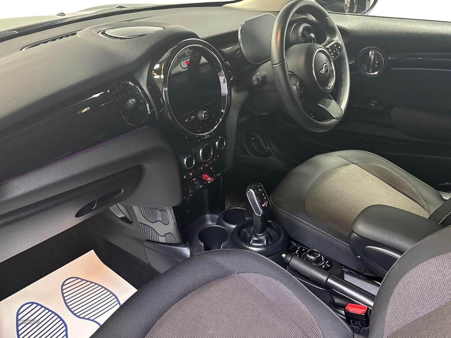 Apr 2022 MINI HATCHBACK 1.5 Cooper Classic 3Dr Auto