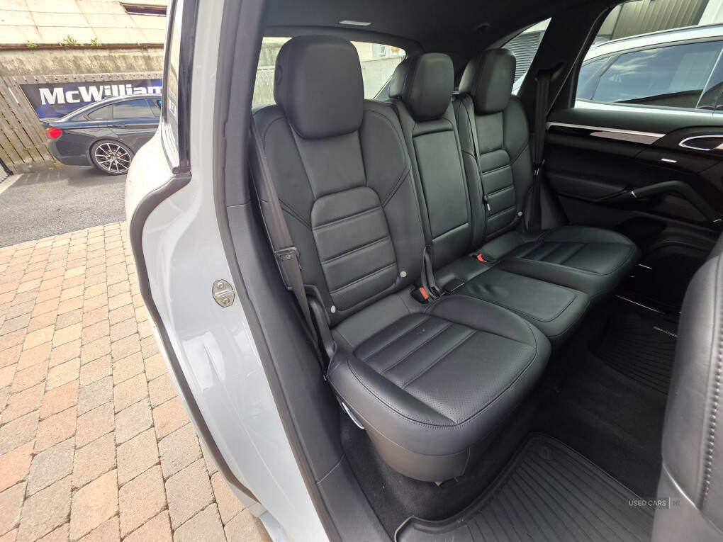 Mar 2015 Porsche Cayenne Diesel 5dr Tiptronic S