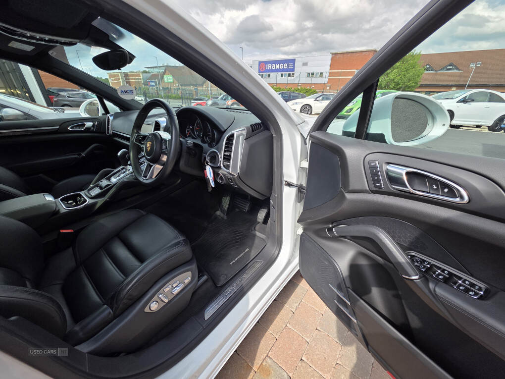 Mar 2015 Porsche Cayenne Diesel 5dr Tiptronic S
