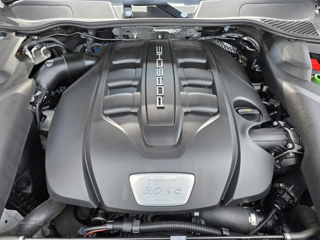 Mar 2015 Porsche Cayenne Diesel 5dr Tiptronic S