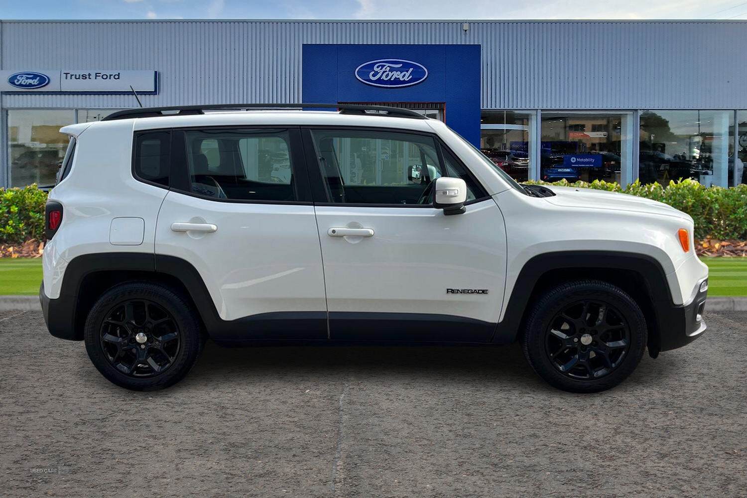 Sep 2015 Jeep Renegade 1.4 Multiair Longitude 5dr