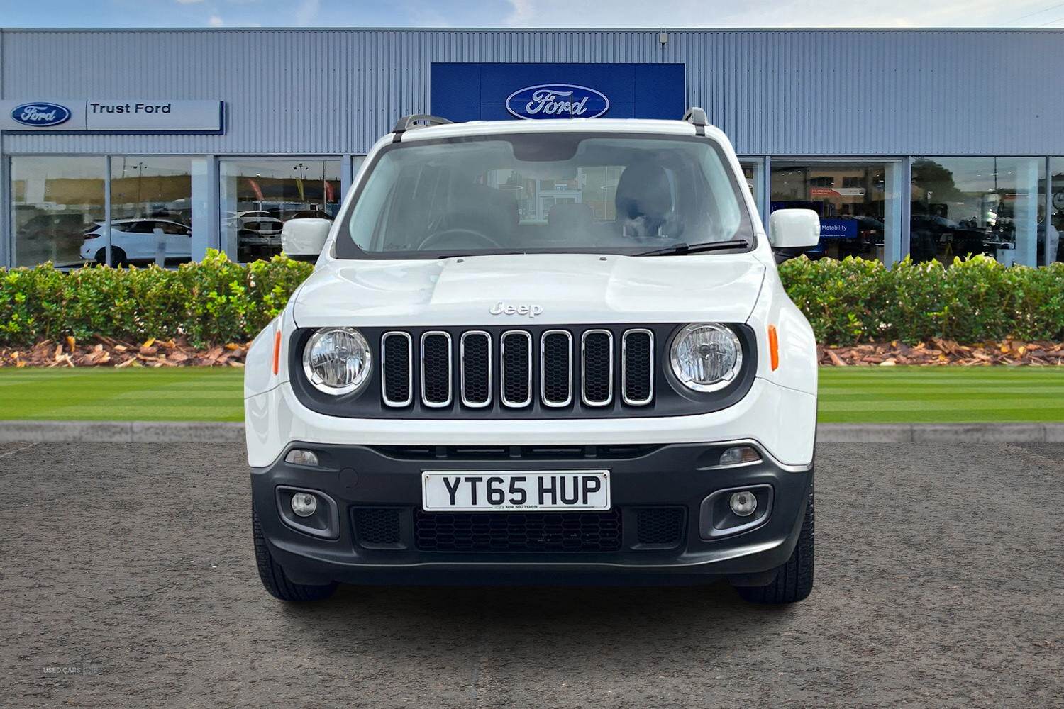 Sep 2015 Jeep Renegade 1.4 Multiair Longitude 5dr