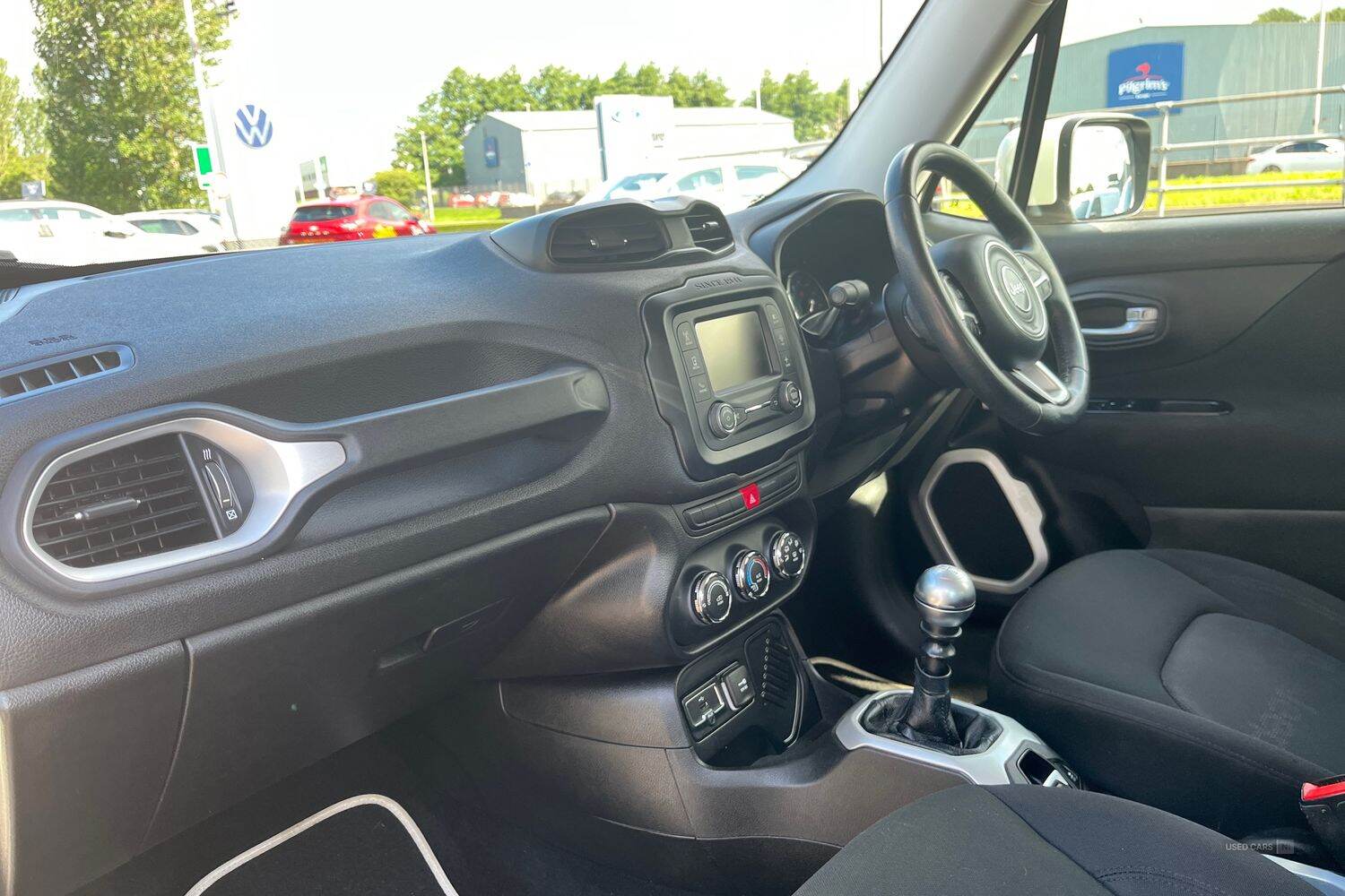 Sep 2015 Jeep Renegade 1.4 Multiair Longitude 5dr