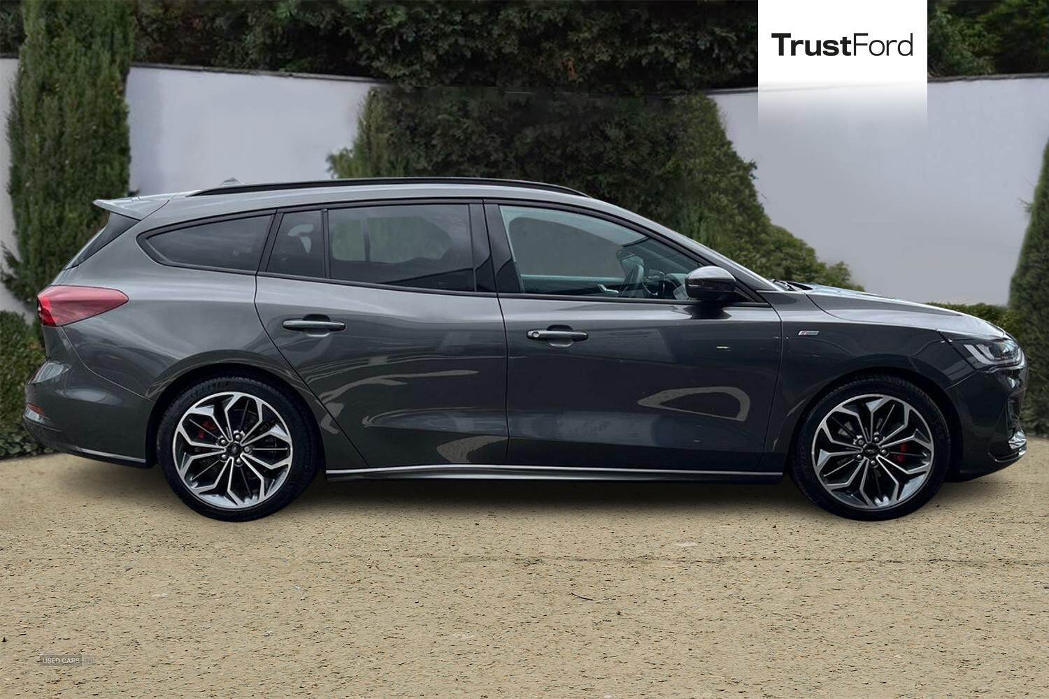 Apr 2025 Ford Focus 1.0 EcoBoost Hybrid mHEV 155 ST-Line X 5dr Auto
