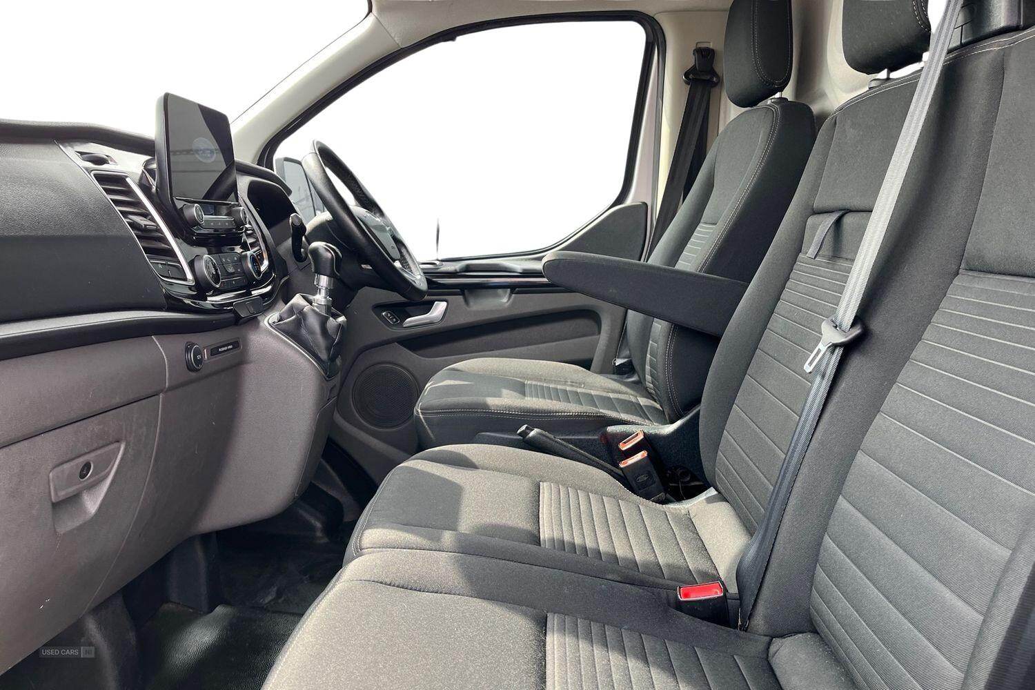 Dec 2020 Ford Transit Custom 2.0 EcoBlue 130ps Low Roof Limited Van