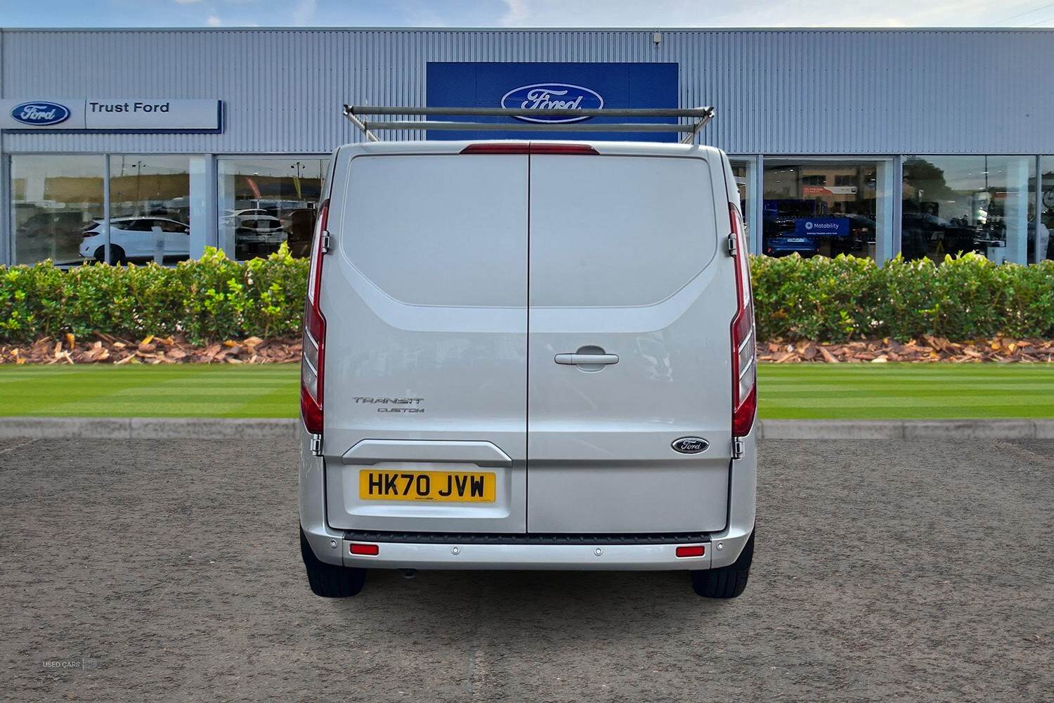 Dec 2020 Ford Transit Custom 2.0 EcoBlue 130ps Low Roof Limited Van