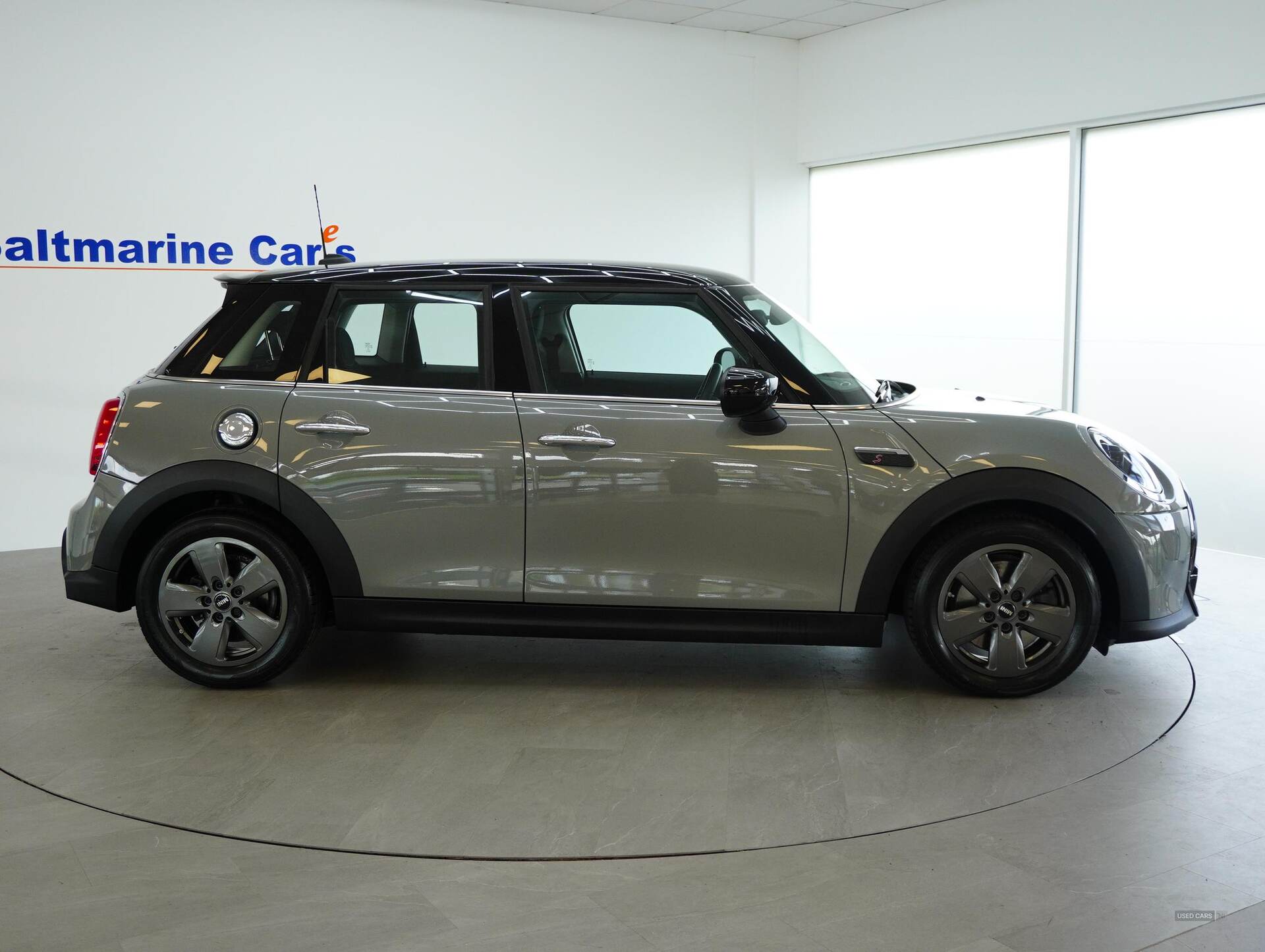 Feb 2022 MINI Hatch 2.0 Cooper S Classic 5dr