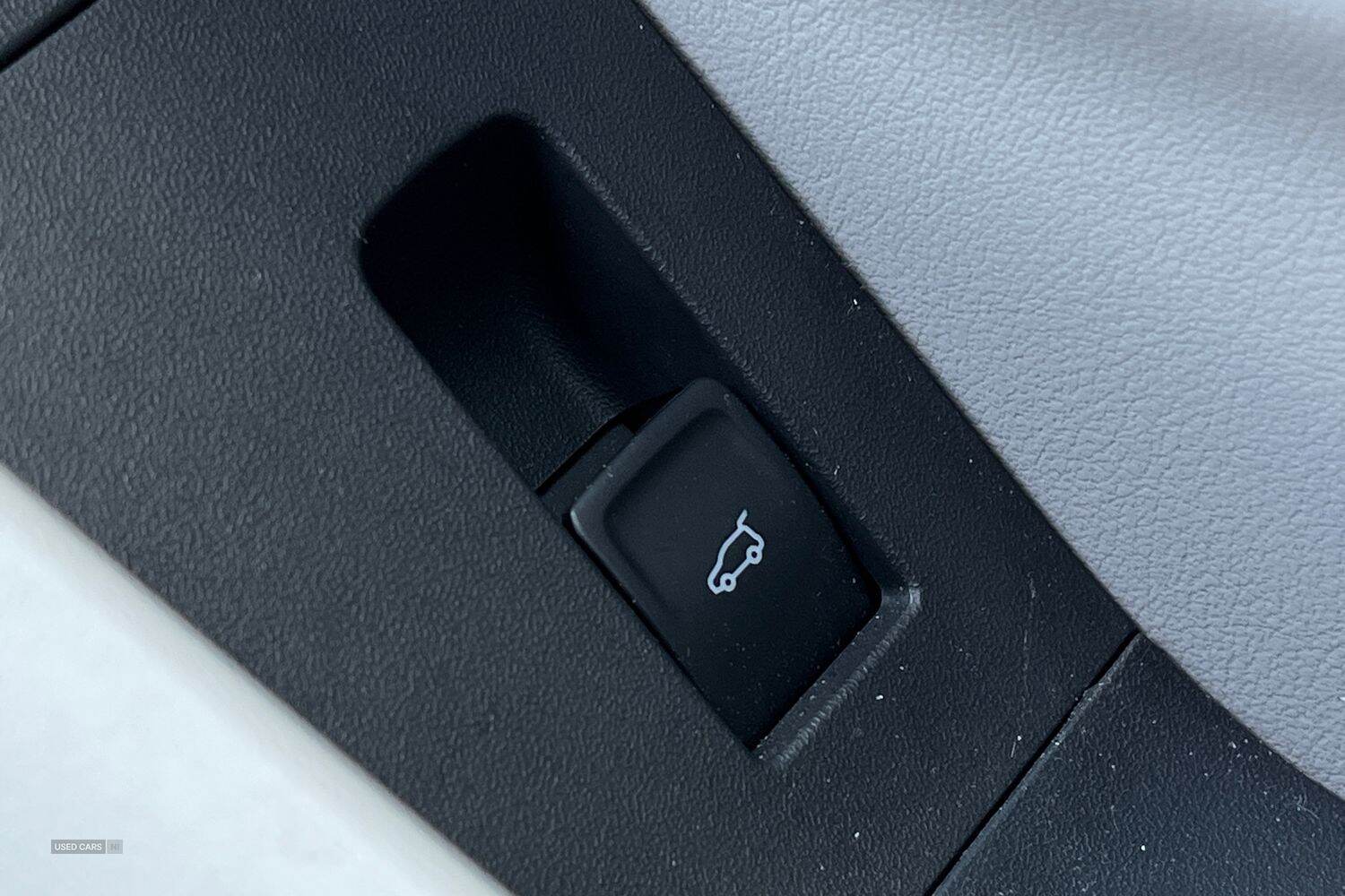 Sep 2024 Ford Explorer 210kW Select 77kWh 5dr Auto