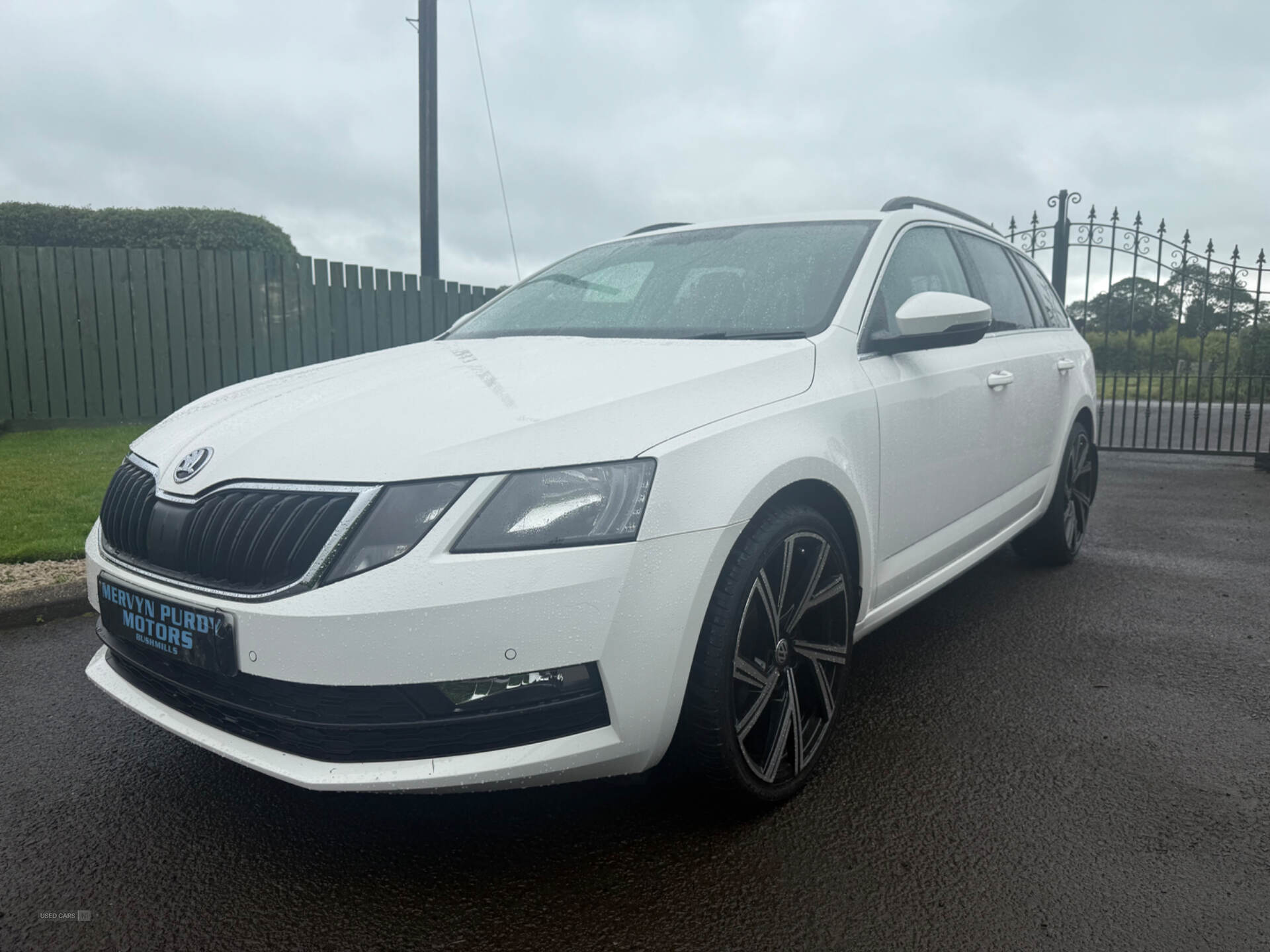 Skoda Octavia DIESEL ESTATE in Antrim
