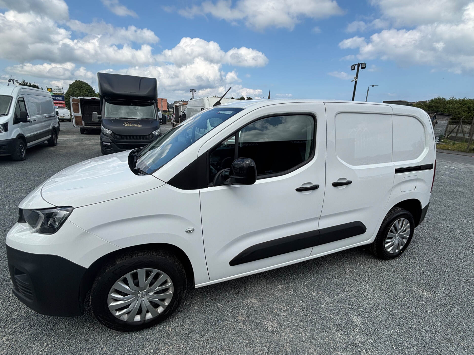 Peugeot Partner STANDARD DIESEL in Down