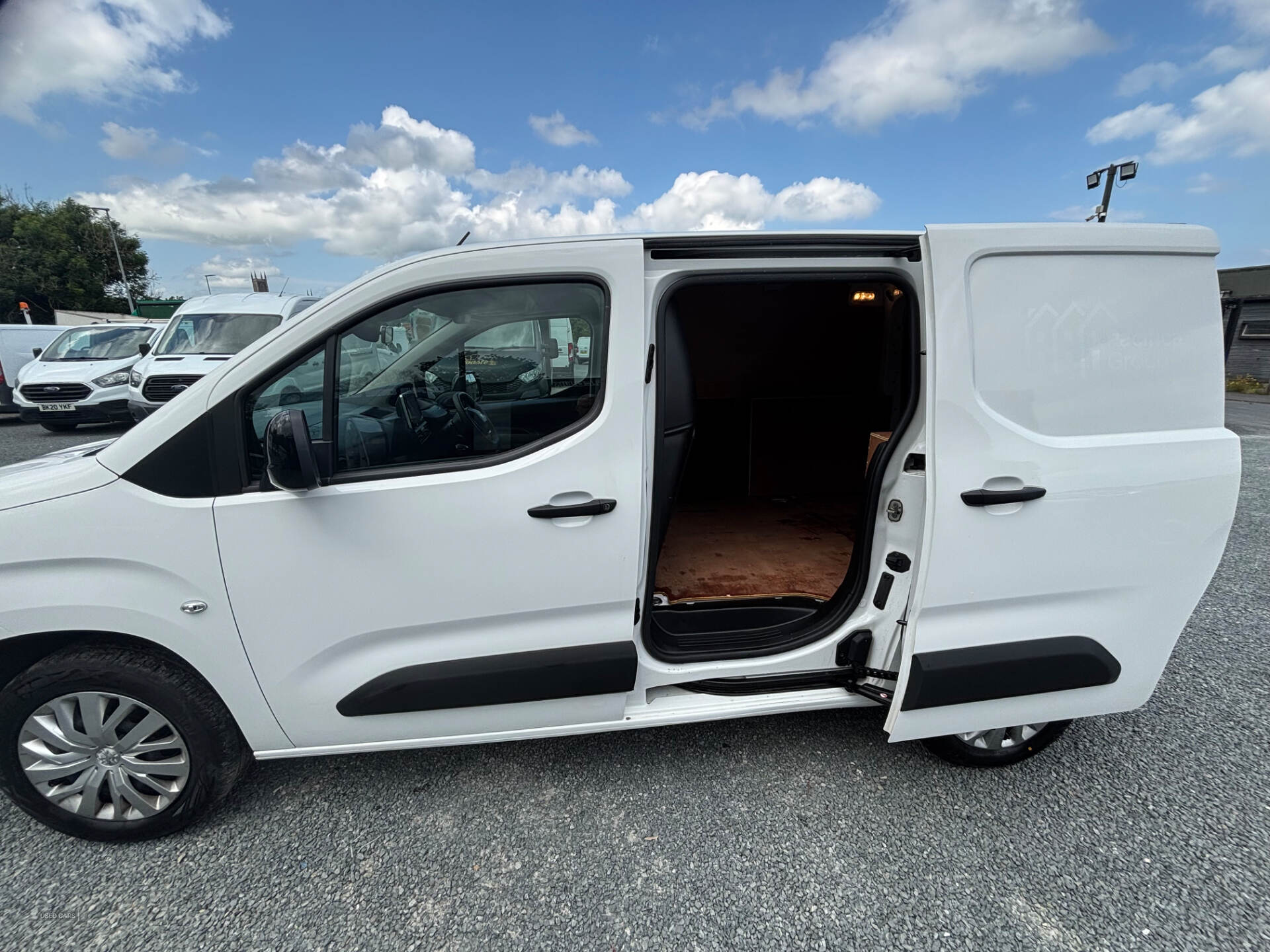 Peugeot Partner STANDARD DIESEL in Down
