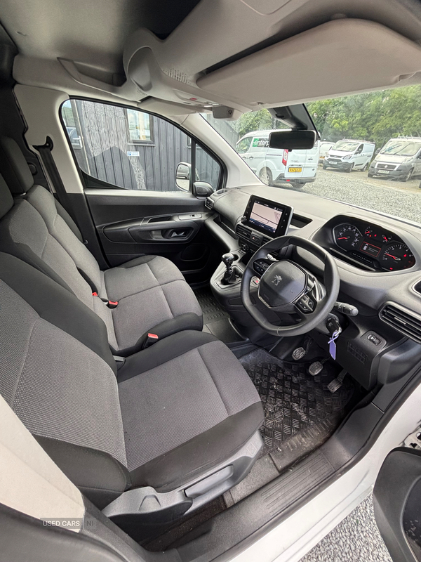 Peugeot Partner STANDARD DIESEL in Down