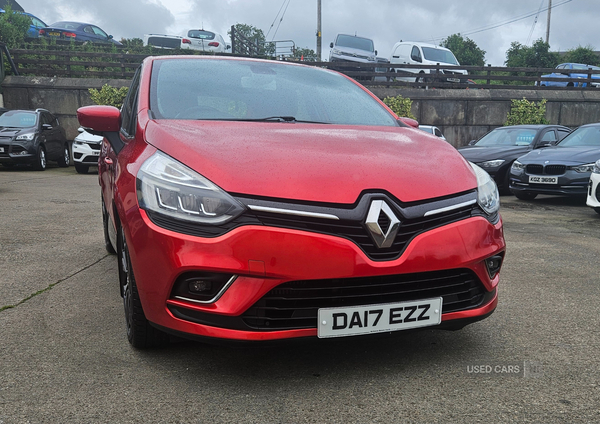 Renault Clio DIESEL HATCHBACK in Derry / Londonderry