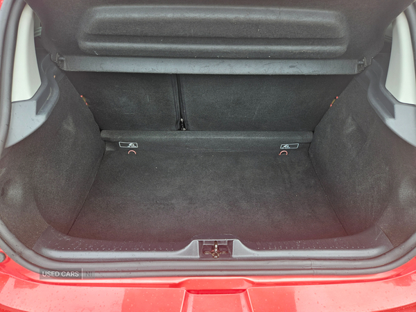 Renault Clio DIESEL HATCHBACK in Derry / Londonderry