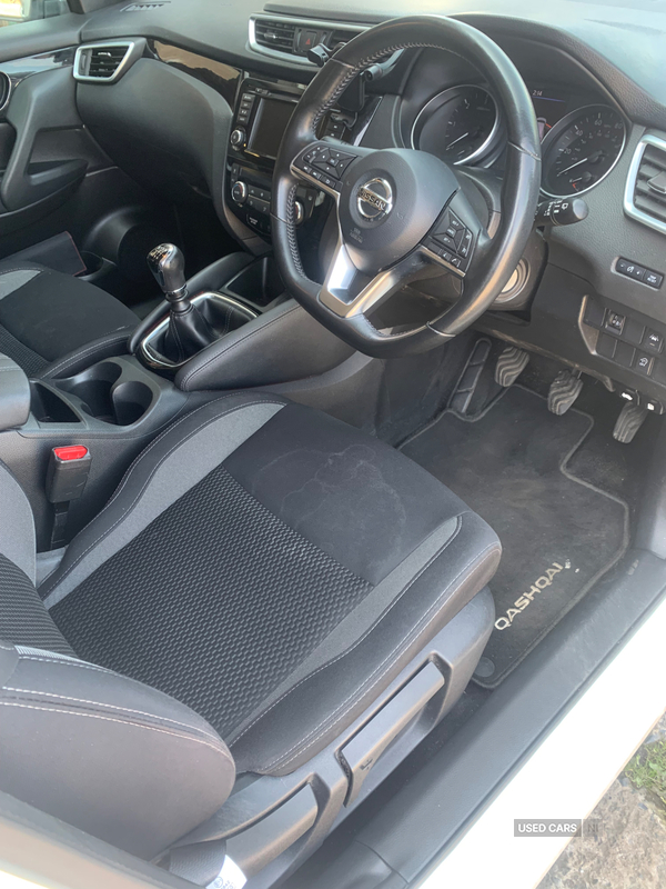 Nissan Qashqai DIESEL HATCHBACK in Down