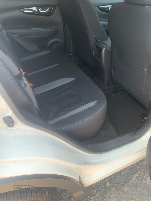 Nissan Qashqai DIESEL HATCHBACK in Down