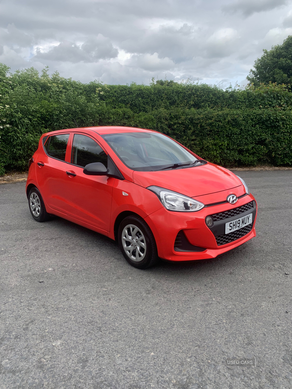 Hyundai i10 HATCHBACK in Down