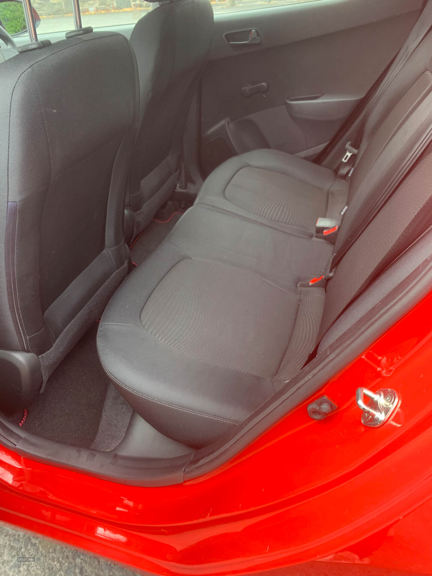 Hyundai i10 HATCHBACK in Down