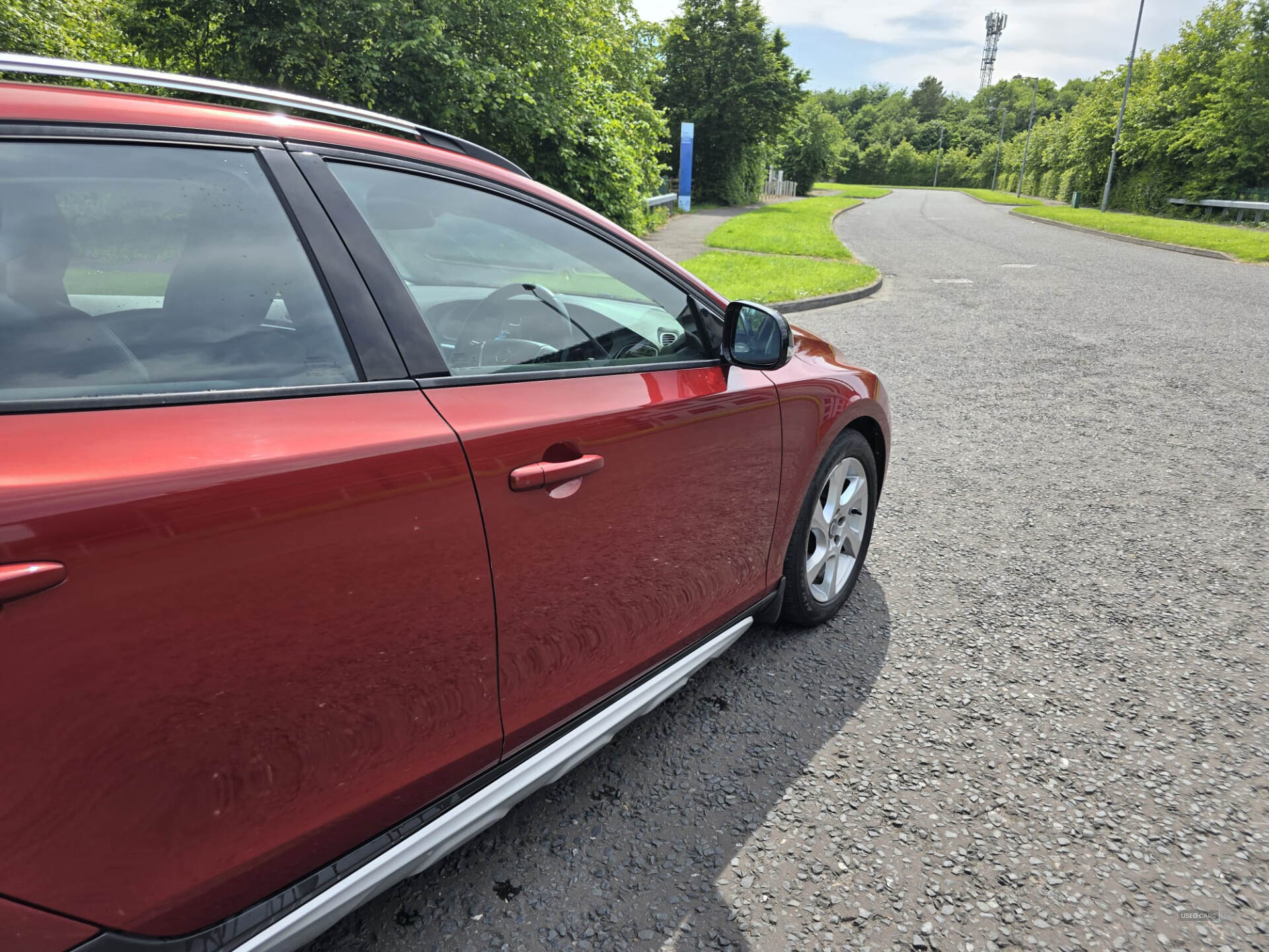 Mar 2016 Volvo V40 D2 [120] Cross Country Lux 5dr