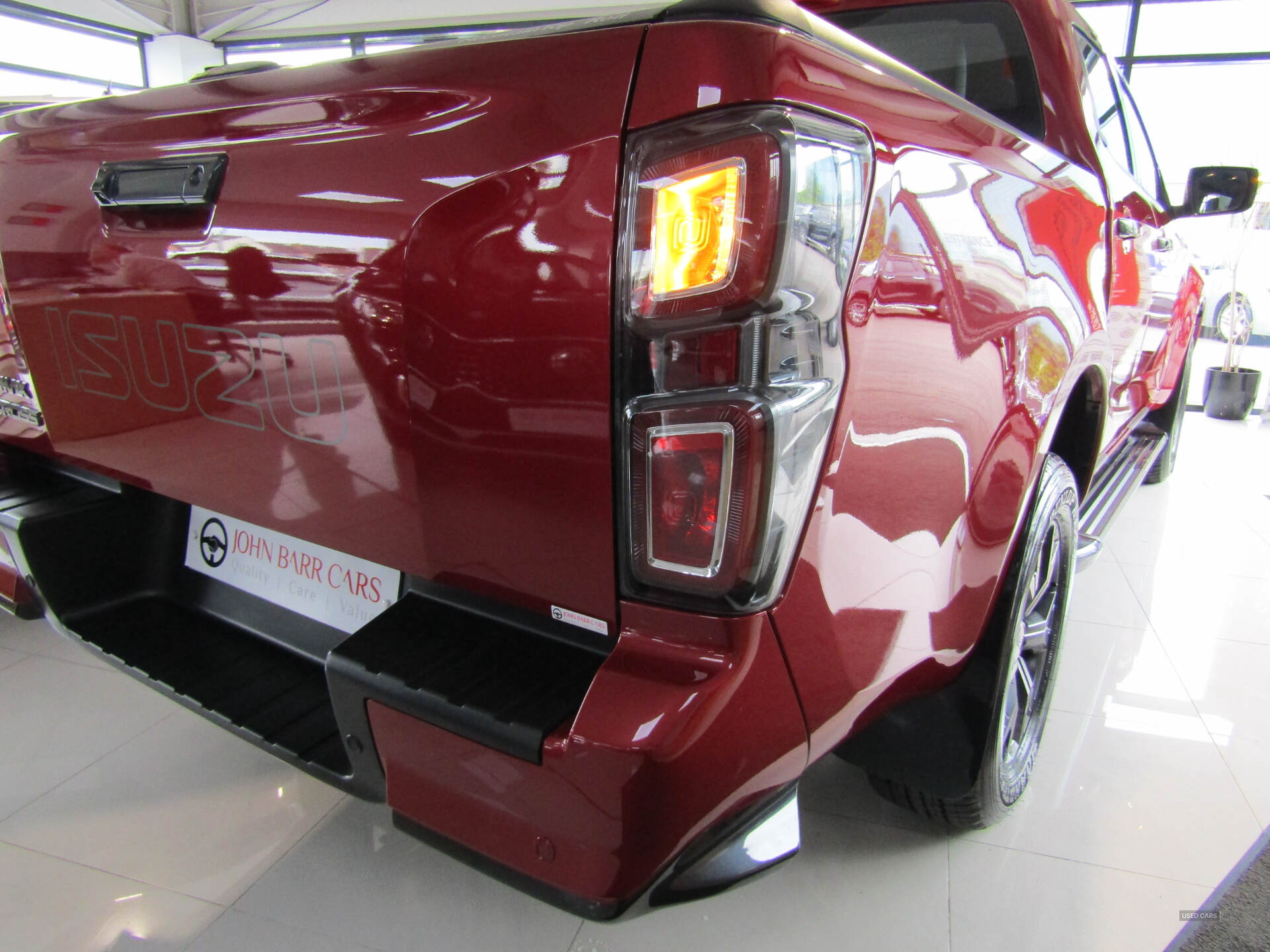 May 2024 Isuzu D-Max 1.9 V-Cross Double Cab 4x4