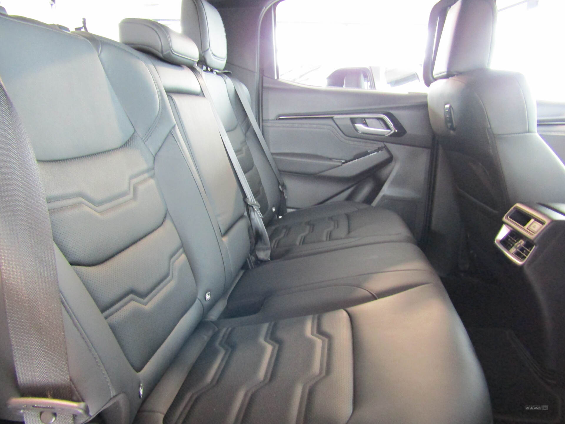 May 2024 Isuzu D-Max 1.9 V-Cross Double Cab 4x4