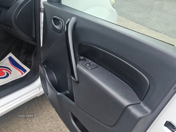 Renault Kangoo DIESEL in Derry / Londonderry