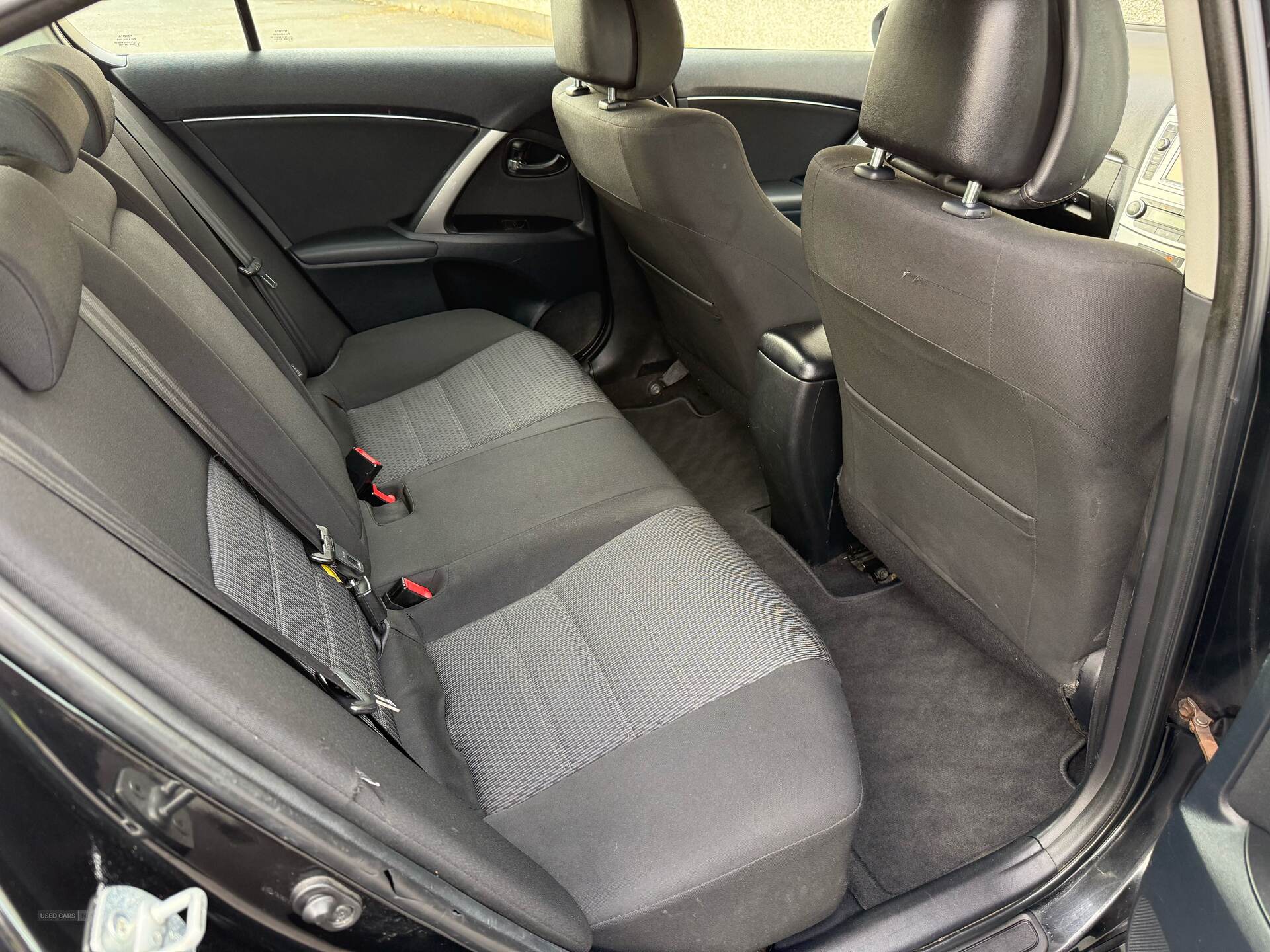 Jul 2013 Toyota Avensis 2.0 D-4D Icon 4dr
