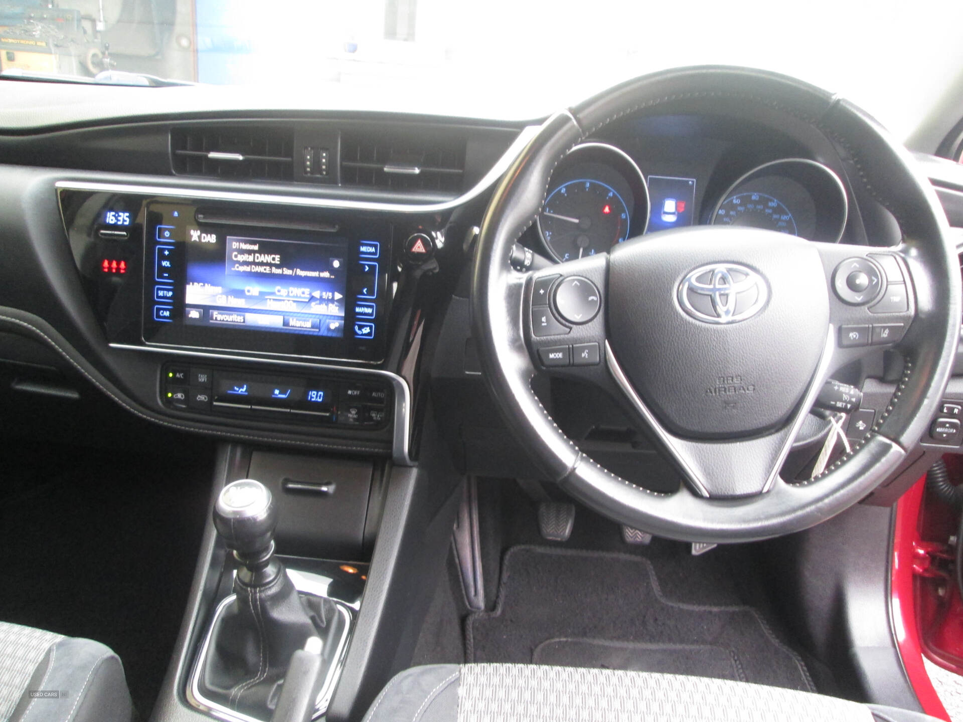 Car Thumbnail 8