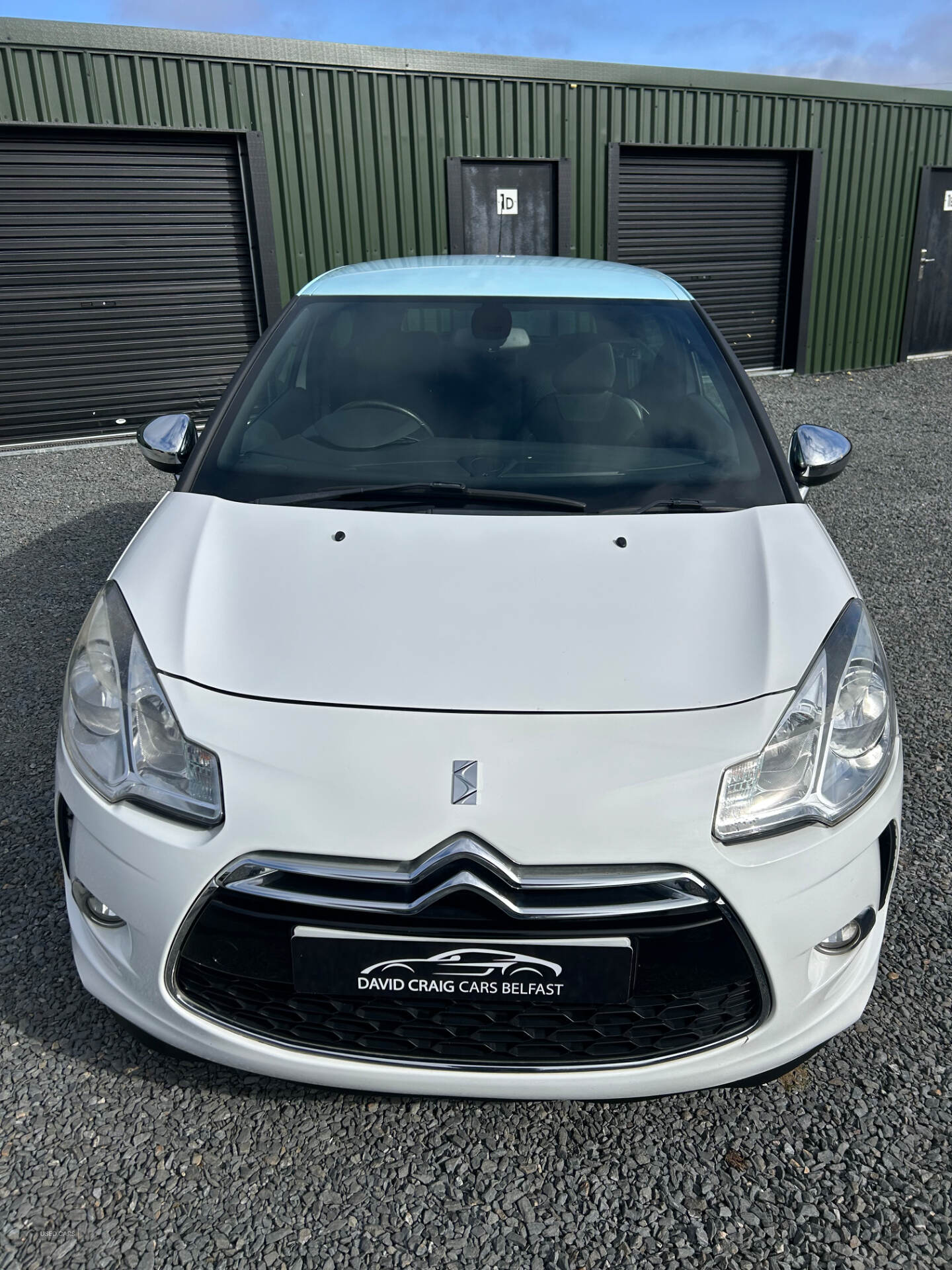 Citroen DS3 HATCHBACK in Down