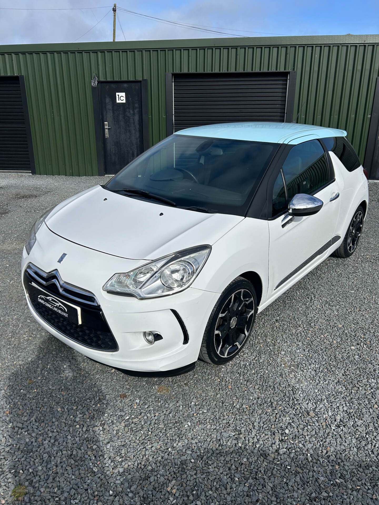 Citroen DS3 HATCHBACK in Down
