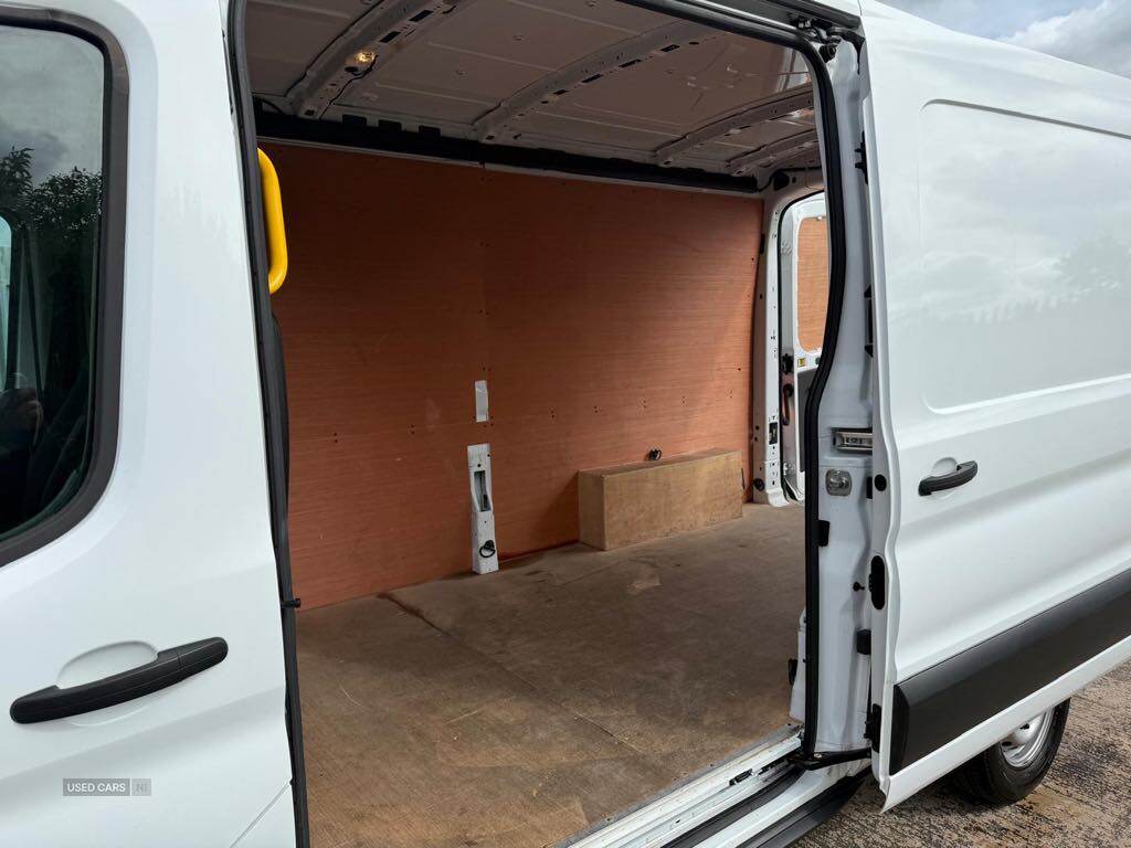 Mar 2022 Ford Transit 2.0 EcoBlue 130ps H2 Leader Van